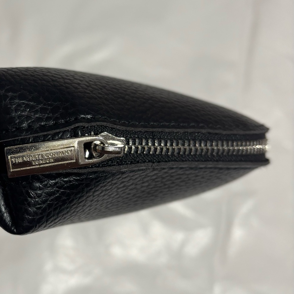 The White Company Black Textured Toiletry Bag Fully Stocked NWOT - Picture 4 of 6